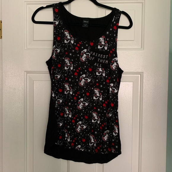 ๐ฆ Disney Snow White Hot Topic tank top - Picture 2 of 6